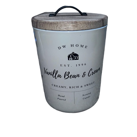 DW Home Other - DW Home Richly Scented Candle Vanilla Bean & Cream 15.3 oz.